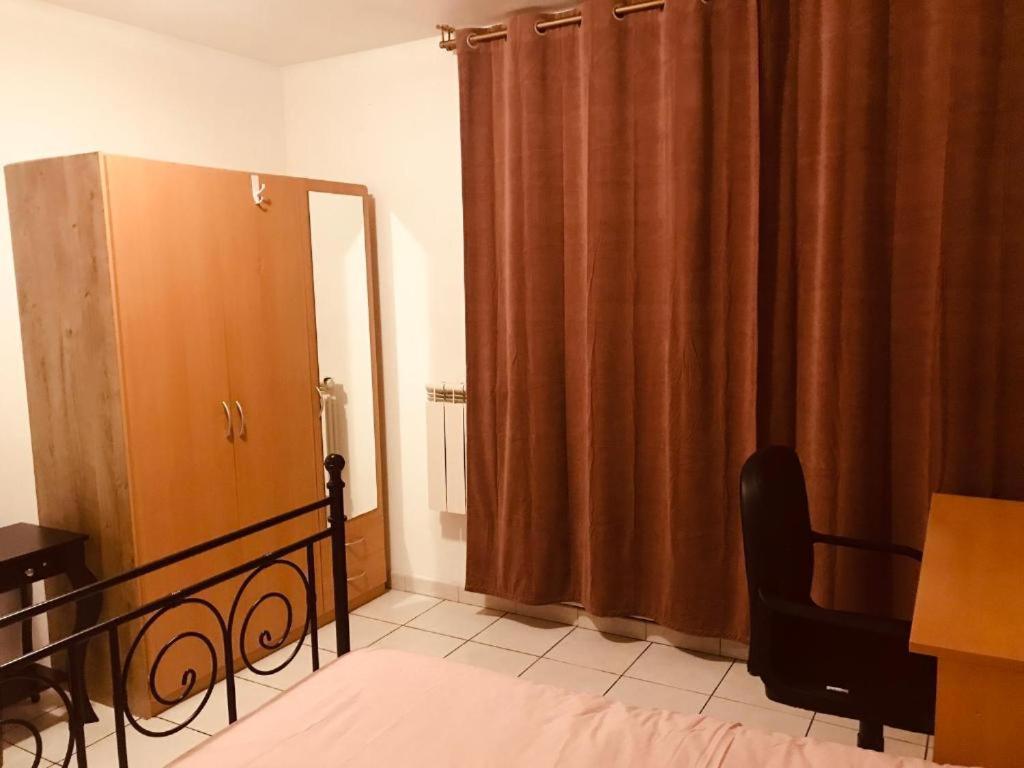 Maison De Longde - Chambre Villejuif Buitenkant foto